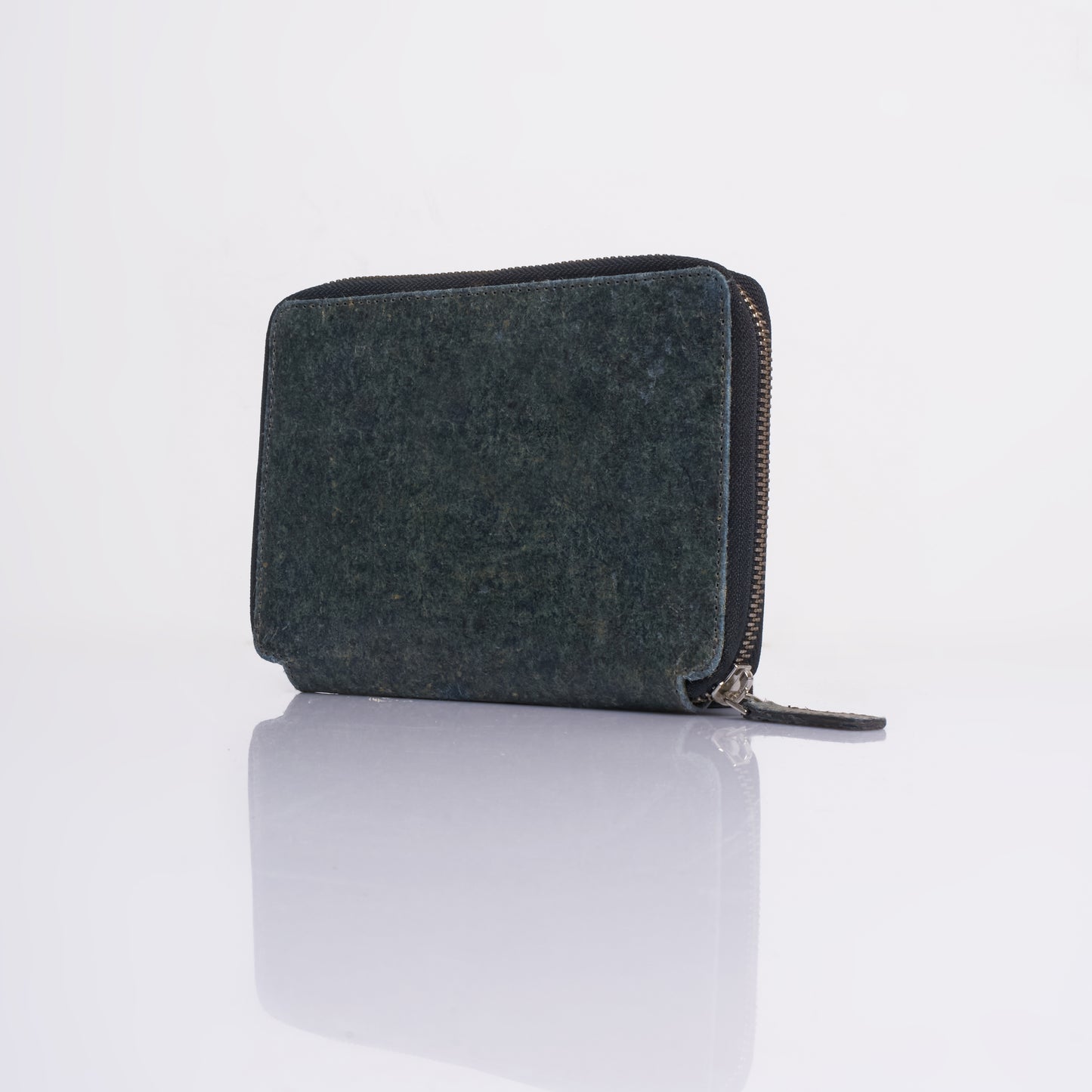 Tessa - Passport Wallet