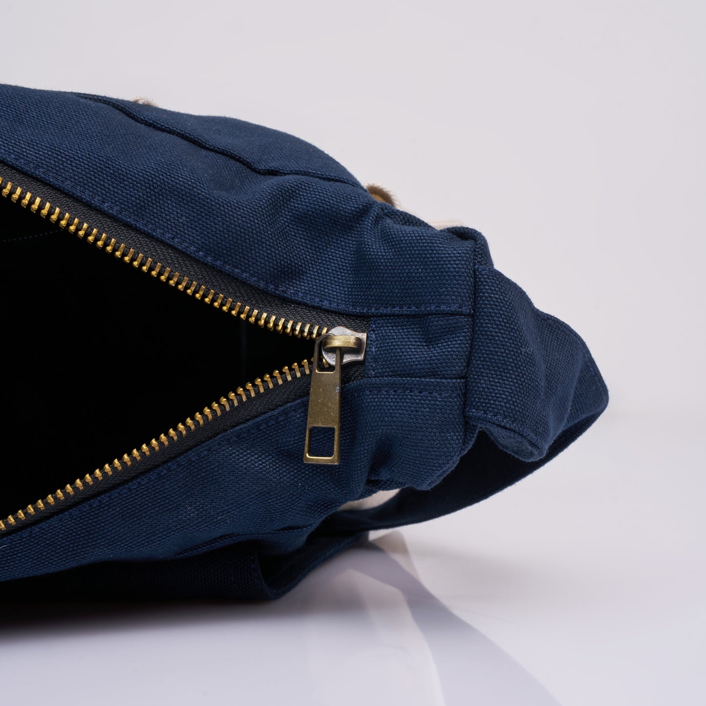 Tessa Organic Canvas Sling Bag – Navy Blue & White