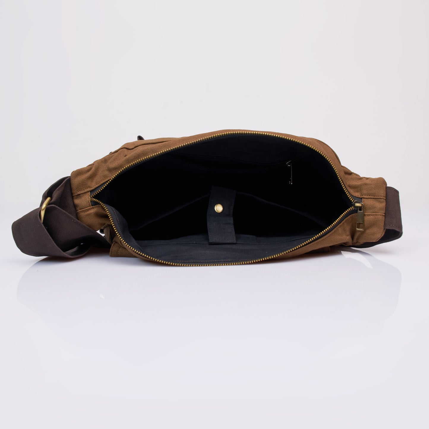 Tessa Dual-Tone Canvas Messenger Bag – Brown